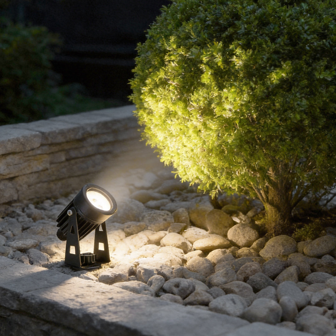 Solar Landscape Spotlight, Adjustable Die-Cast Aluminum Garden Light for Pathways and Planting Beds, IP54 with Dual Brightness Modes