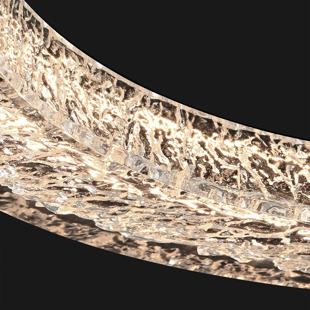 Circle pendant light suspended at an adjustable height