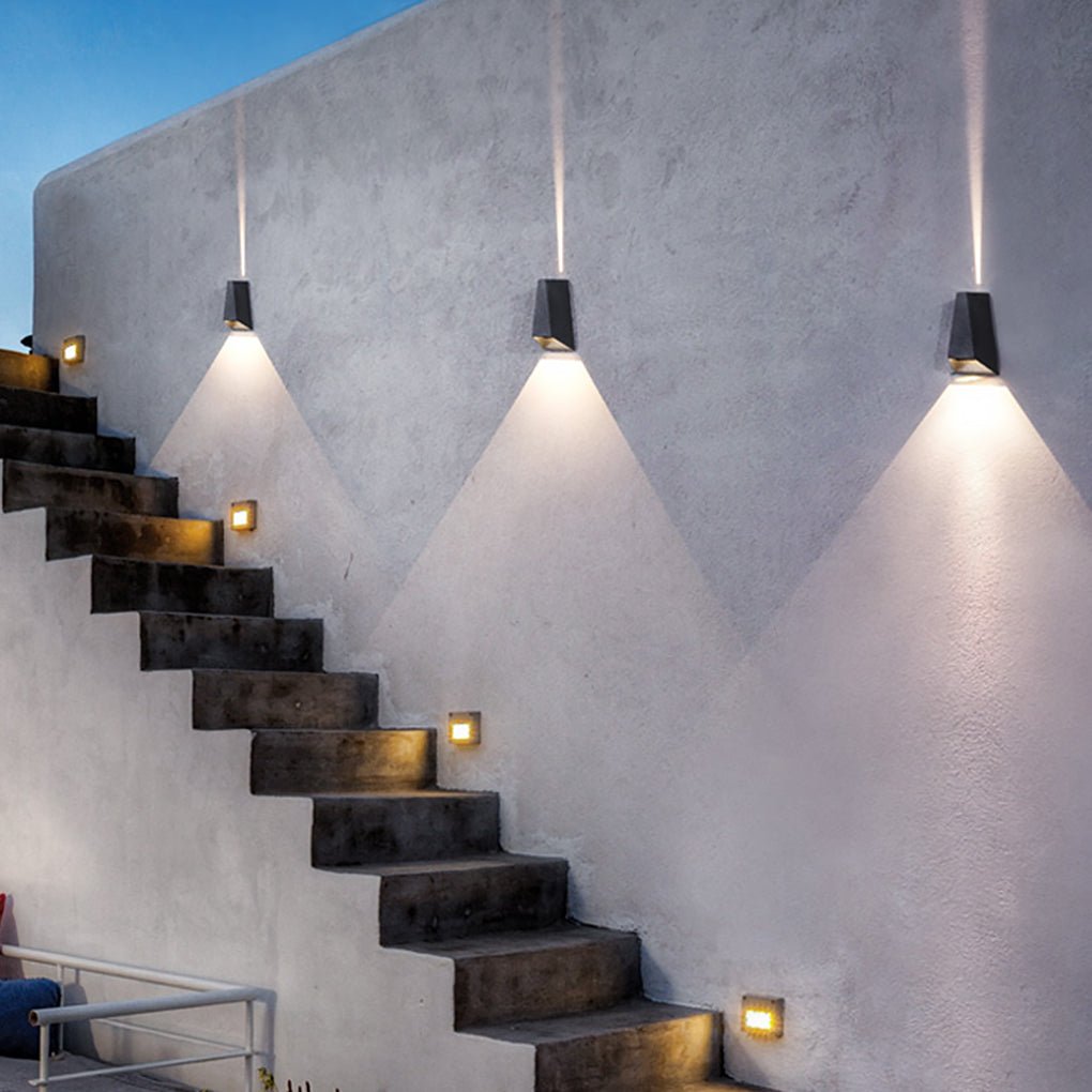 Up Down Outdoor Wall Light, Modern LED Aluminum Sconce for Porch and Patio, Rust-Resistant Dual-Beam Design