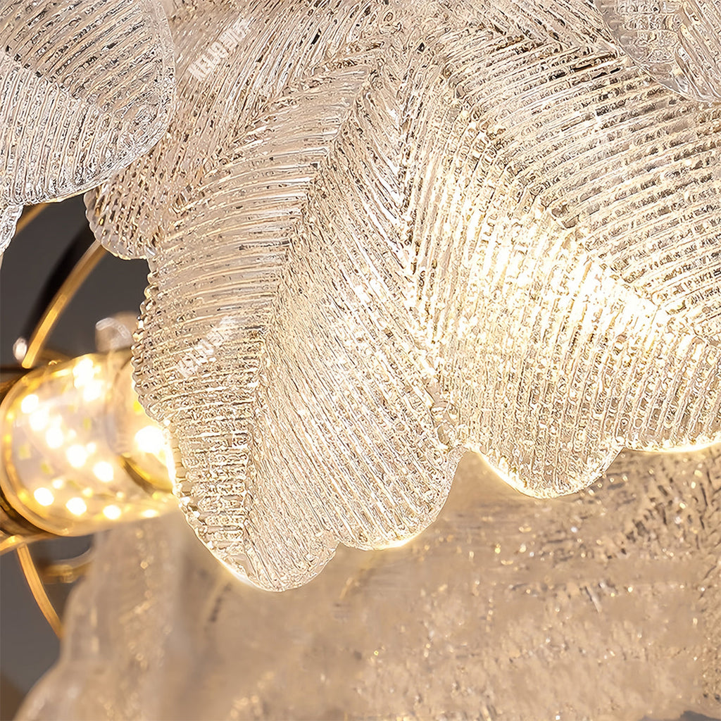 Close-up of the glass garland strands