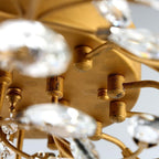 Close-up of the gold canopy and its crystal leaves