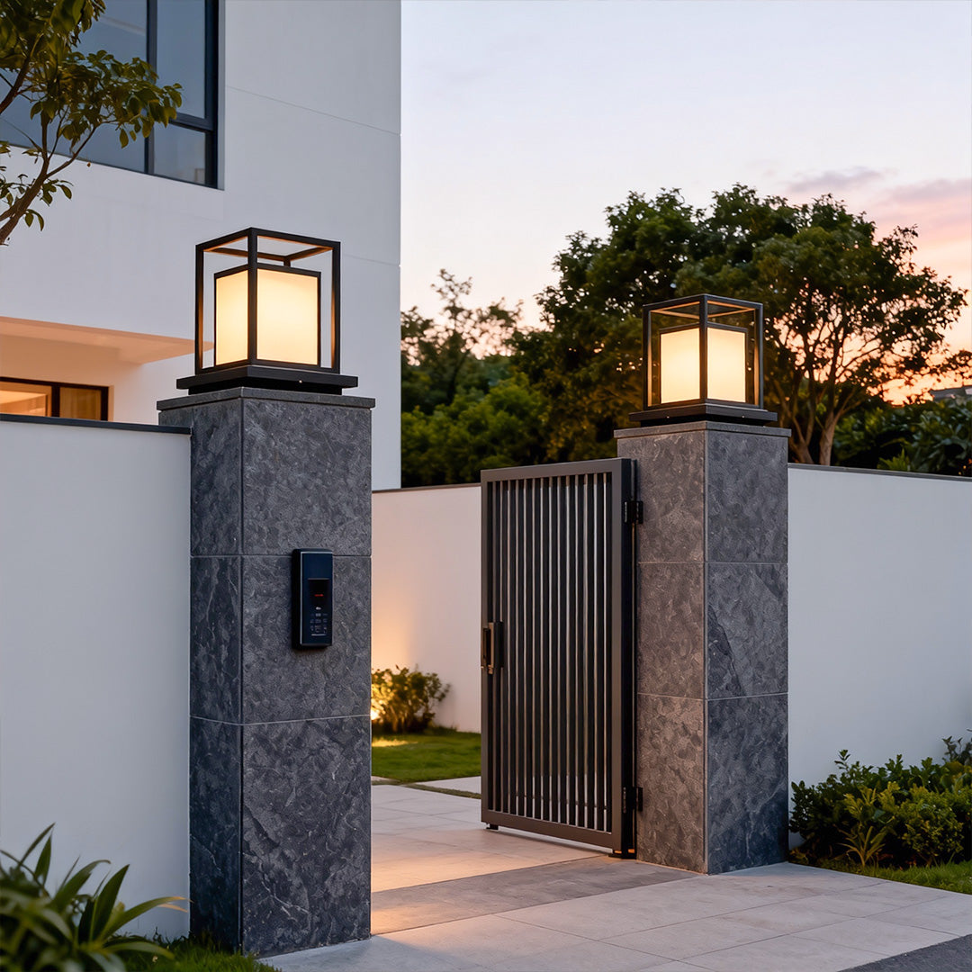 Outdoor Pillar Wall Light, Waterproof Stainless Steel LED Column Lamp for Gates and Facades, Solar or Hardwired in Two Heights