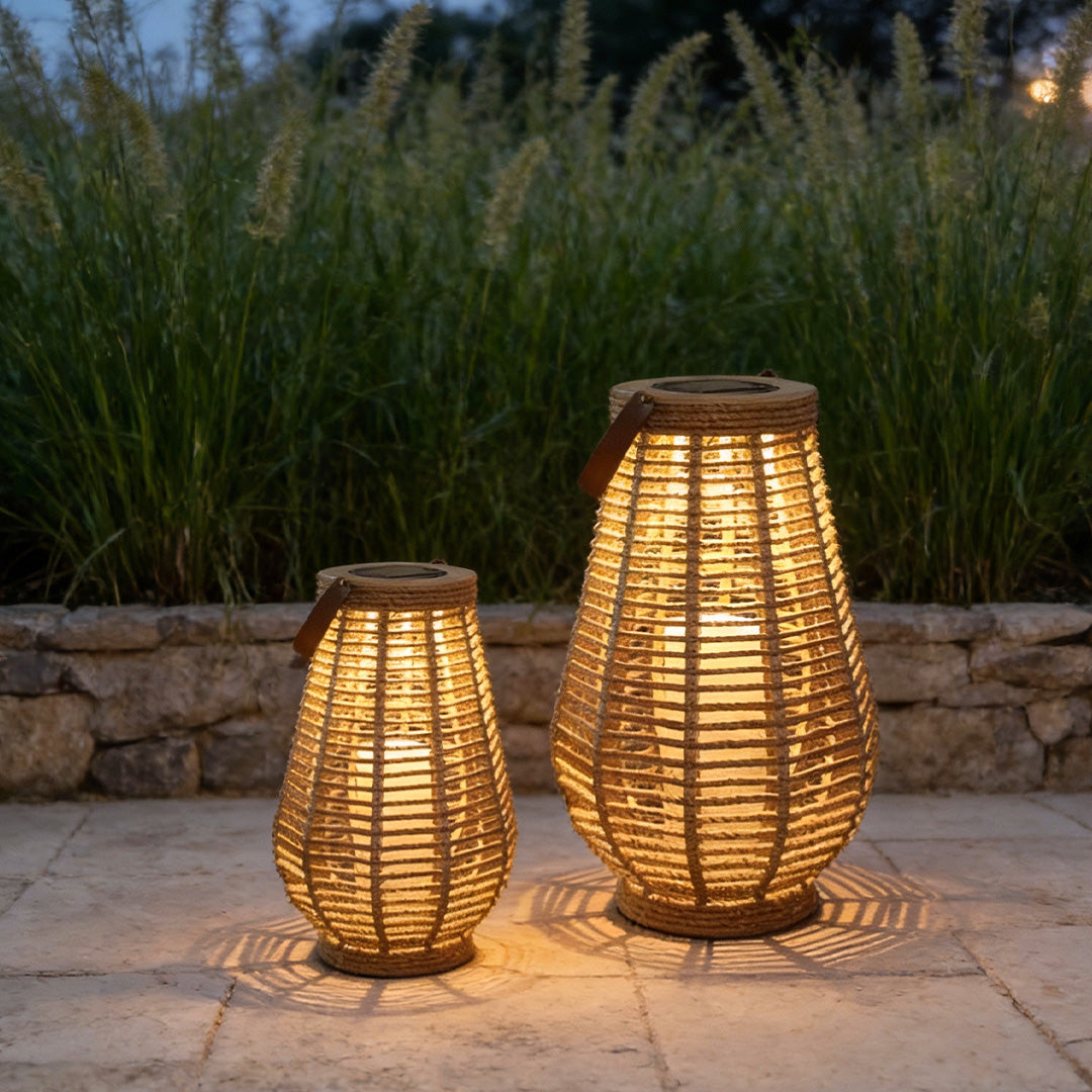 Solar Hanging Lantern, Woven Rattan-Style Waterproof LED Portable Light with Rope Handle for Patio and Garden Evenings