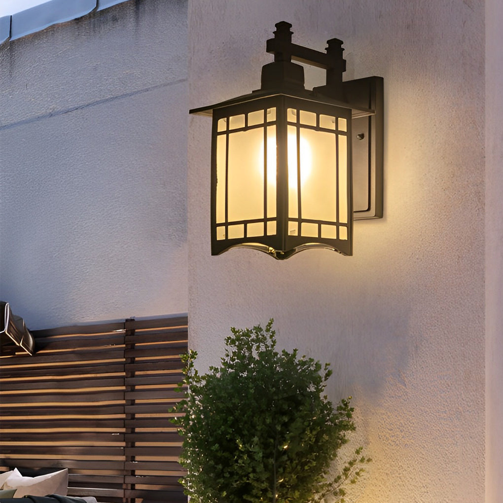 Retro Lantern Wall Sconce, Die-Cast Aluminum and Glass Outdoor Wall Light for Porch and Entryway, Solar or Hardwired