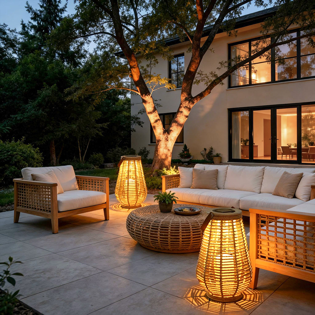 Solar Hanging Lantern, Woven Rattan-Style Waterproof LED Portable Light with Rope Handle for Patio and Garden Evenings